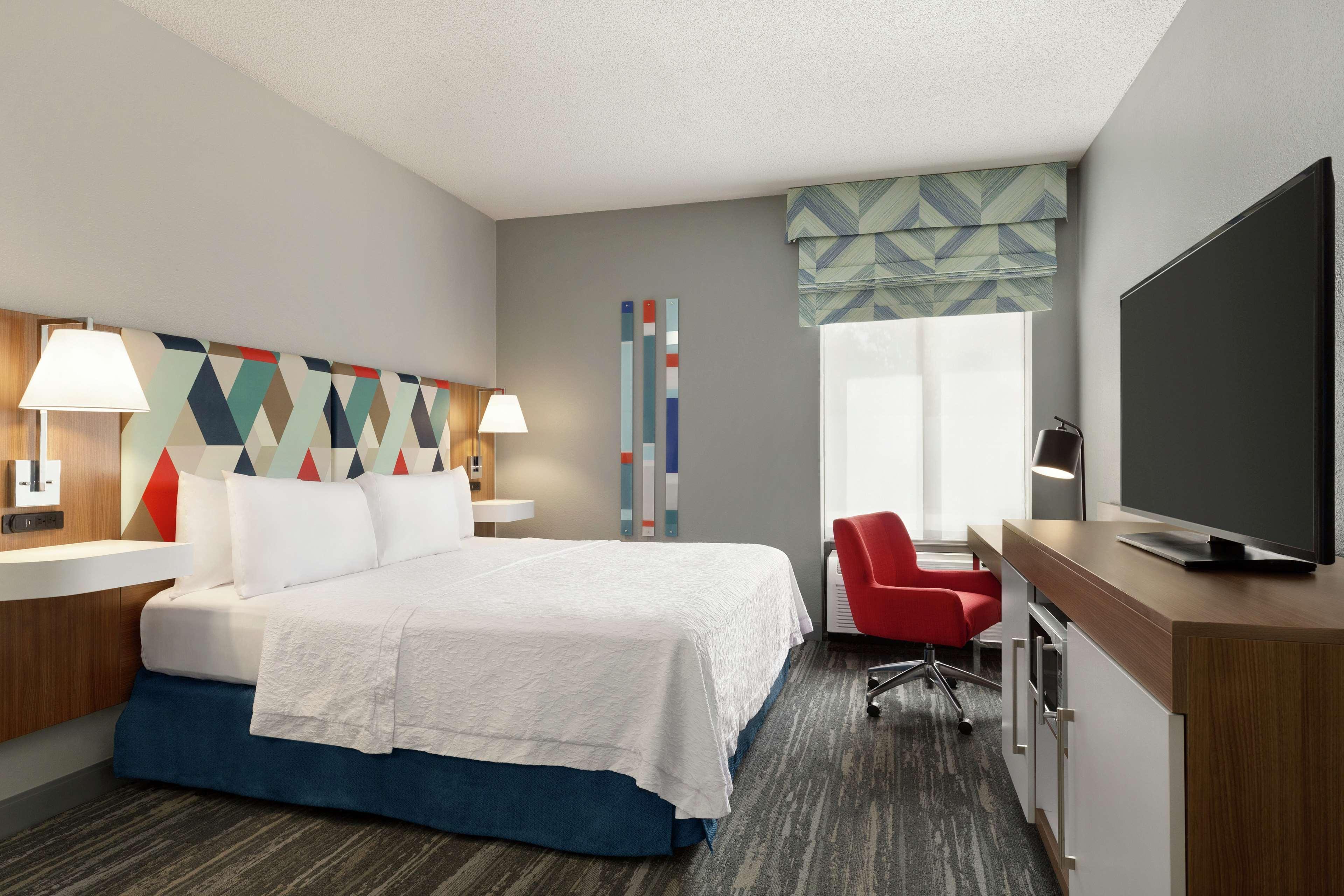 Hampton Inn Kansas City Blue Springs Exterior photo
